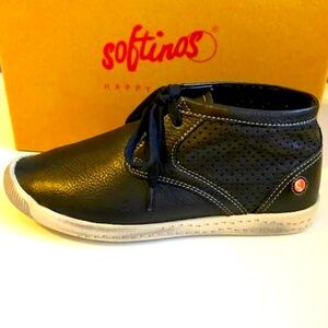 NWT SOFTINOS by FLY LONDON Indira Leather High-Top Sneakers Black 5.5 MSRP $233